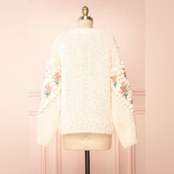 Chunky Floral Knit Cardigan - Picture 4 of 7